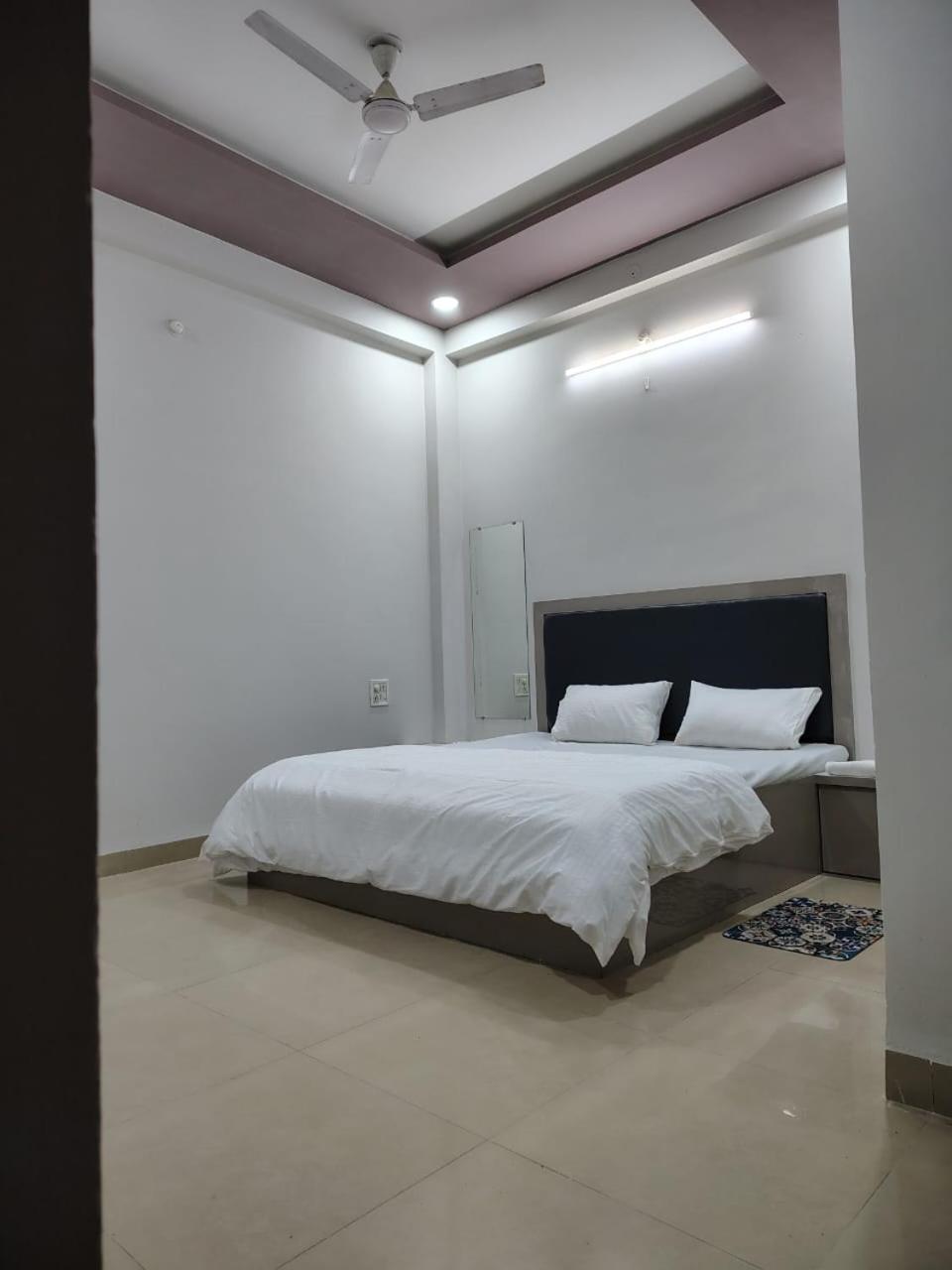 Apartment Satyabhama Homestay-opel-2 Bhk *