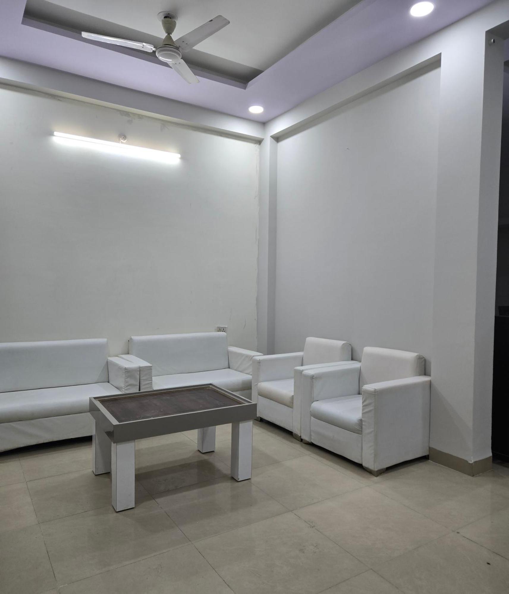 Satyabhama Homestay-opel-2 Bhk Indore